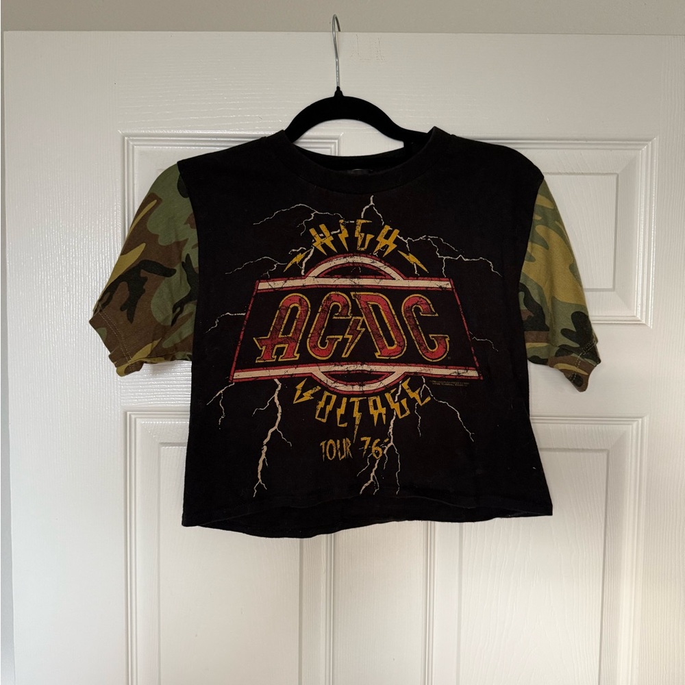 AC/DC crop top